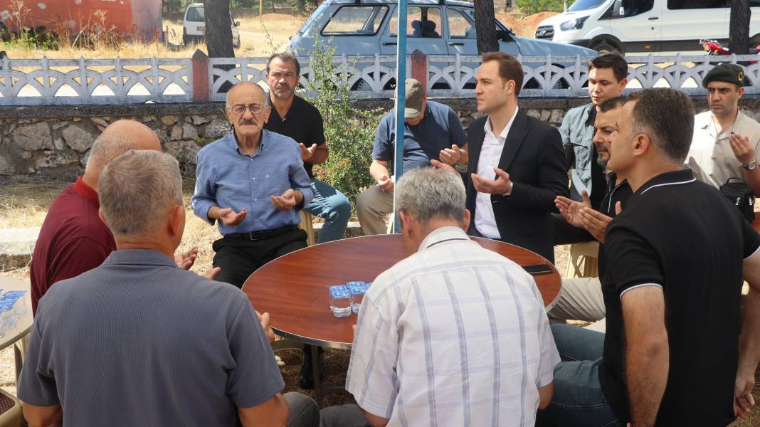 Konya'da vefalı torunlar, kahraman dedelerini unutmadı 12